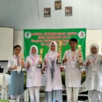 Dua Siswi SMK Kesehatan Purworejo Juara 1 Lomba Kompetensi Siswa Keperawatan dan Farmasi